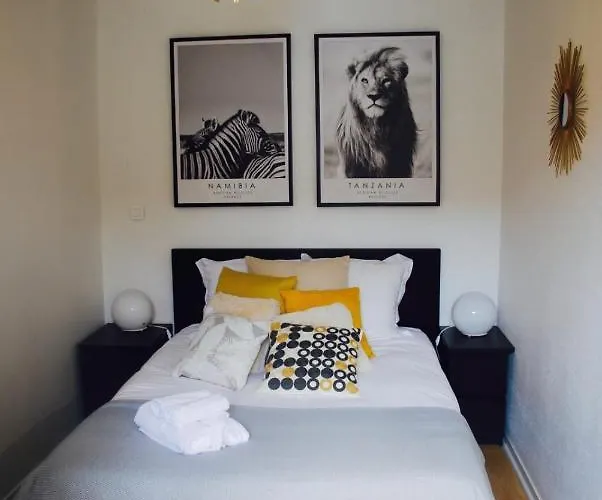 32m Quiet In The Center Of